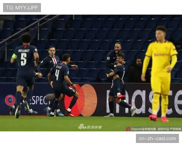 巴黎中场小将埃梅里谈成长:教练组如何通过视频分析课提升我的防守选位